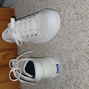 Keds woman's 8 ivory/cream color tennis shoe
